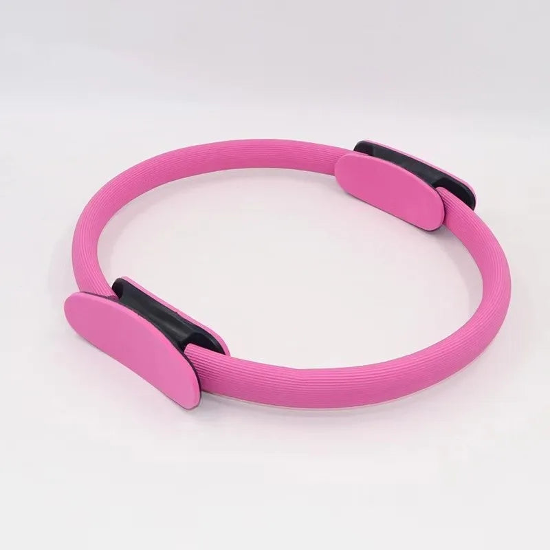 Cercle de pilates pour l'entrainement musculaire du plancher pelvien, equipement de fitness et de yoga
