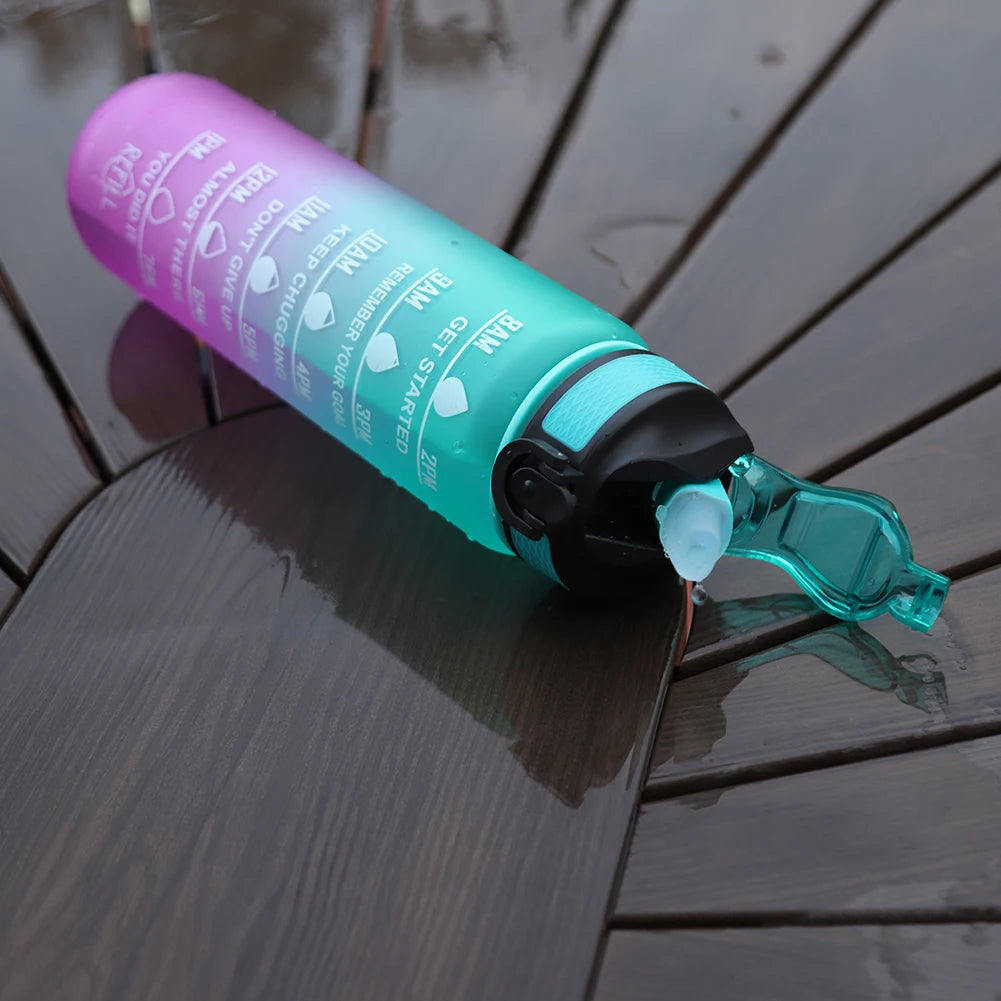 Gourde 1 L, idéale pour les activités en plein air, sport, les voyages, ...